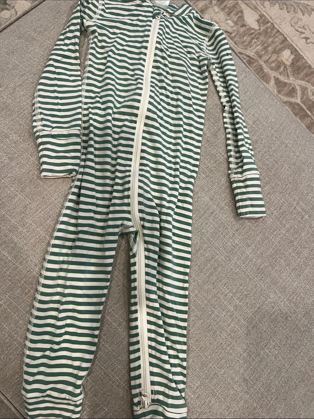 Hanna Andersson Green & White Striped Zip-Up Pajamas